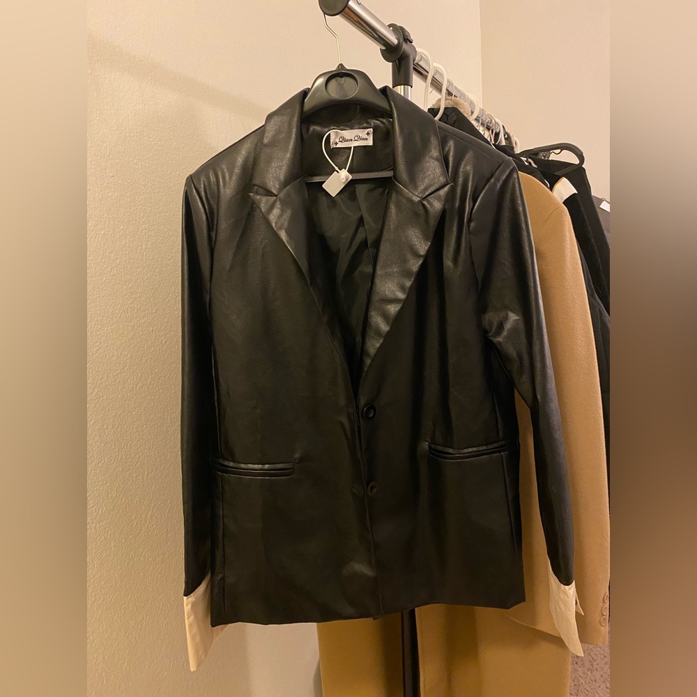 Korean designer detailed leather blazer